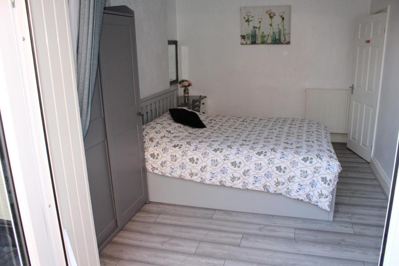 U-Din Homes Weymouth Ngoại thất bức ảnh