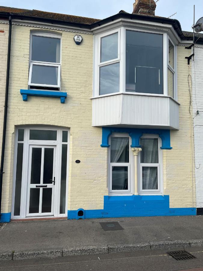 U-Din Homes Weymouth Ngoại thất bức ảnh